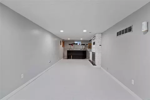 619 Haddock Dr, Saint Louis, MO 63137 photo 13
