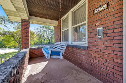 7200 Moller Ave, Maplewood, MO 63143 photo 2