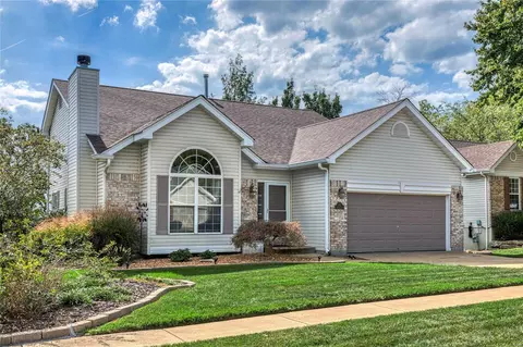 874 Top Notch Ln, Eureka, MO 63025