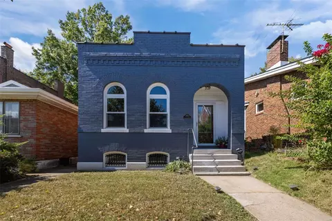 3911 S Compton Ave, Saint Louis, MO 63118