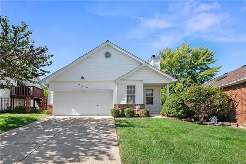 873 Du Pre Ct, Saint Peters, MO 63376
