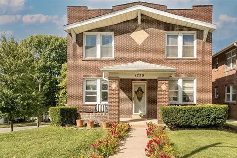 1239 Childress Ave, Saint Louis, MO 63139