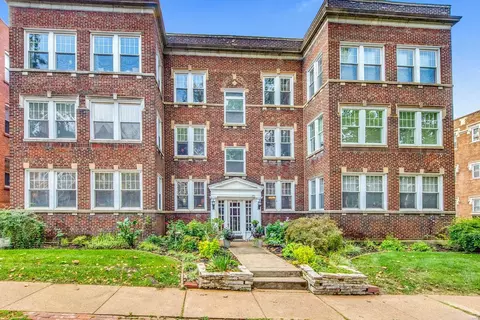 6318 Southwood Ave, Saint Louis, MO 63105