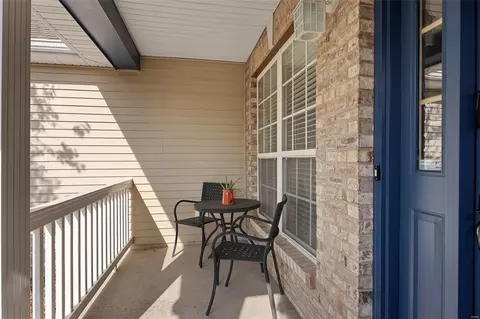 22 Fiddlers Dr, O'fallon, MO 63366 photo 2