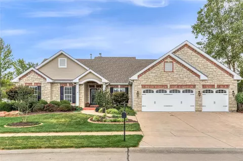 302 Trailhead Way, Dardenne Prairie, MO 63368