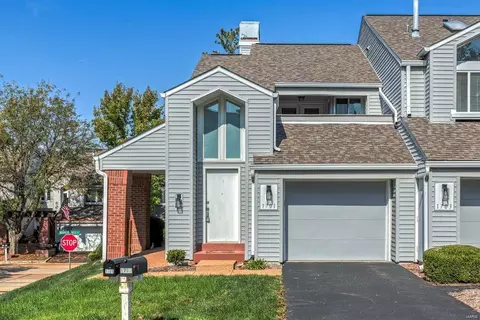 1701 Highview Circle Ct, Ballwin, MO 63021