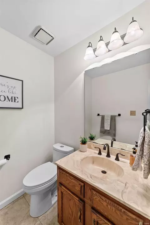 Bath - 1406 Oakhall Manor Ct, Ballwin, MO 63021 photo 1 of 6