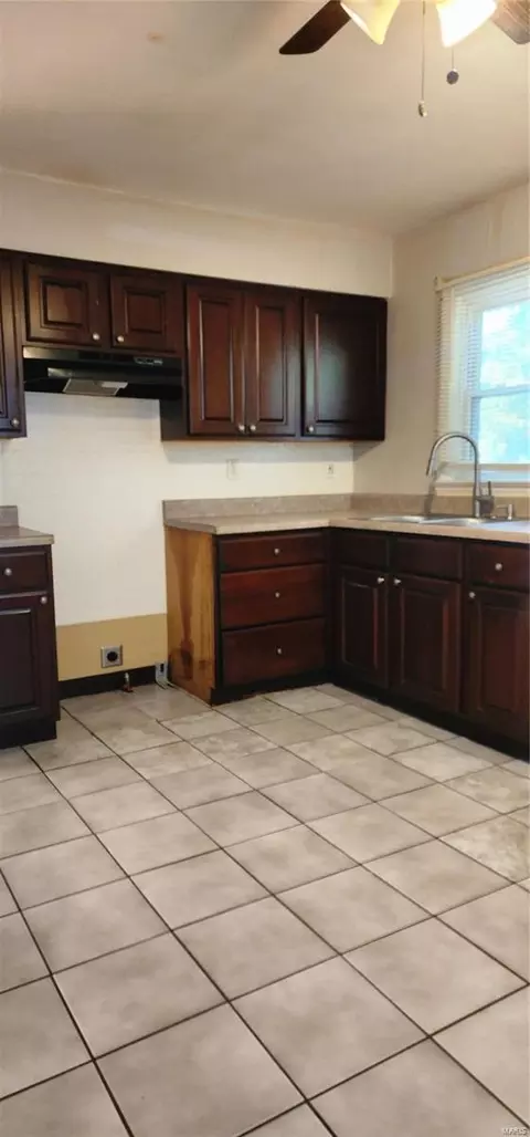 6322 Hancock Ave, Berkeley, MO 63134 photo 18