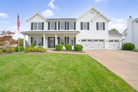 66 N Hillview Dr, Saint Peters, MO 63376