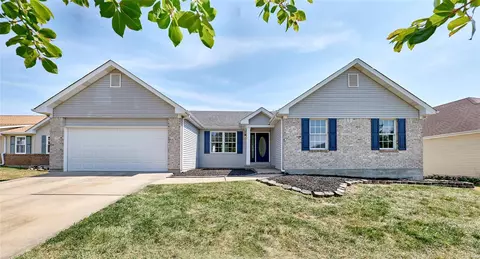 3 Hatcher Run Ct, Saint Peters, MO 63376