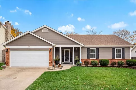3866 Wolcott Ct, Florissant, MO 63034