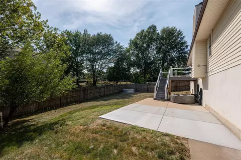 430 Tailor Ln, O'fallon, MO 63368 photo 4