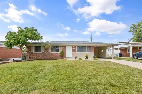 3715 Sunerest Dr, Saint Louis, MO 63125