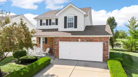 102 Bayhill Village Dr, O'fallon, MO 63366