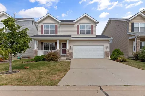 1119 Centre Lake Dr, Saint Peters, MO 63376