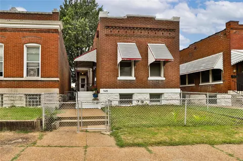 7625 Vermont Ave, Saint Louis, MO 63111