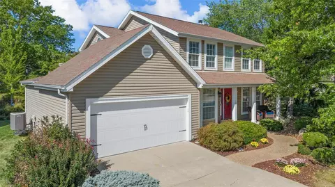 7301 Little Oaks Dr, O'fallon, MO 63368