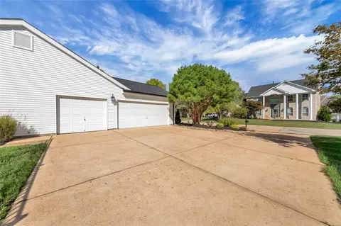 628 Thorntree Ln, Eureka, MO 63025 photo 43