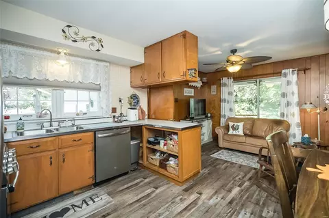 502 Barbara Pl, O'fallon, MO 63366 photo 11