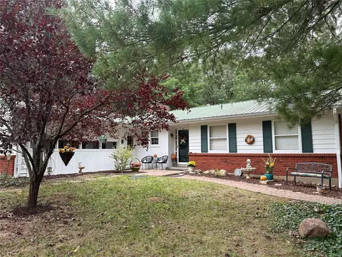 502 Barbara Pl, O'fallon, MO 63366 photo 2
