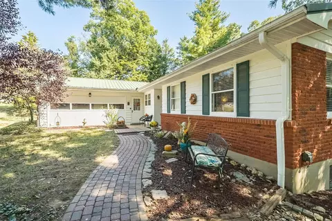 502 Barbara Pl, O'fallon, MO 63366 photo 4