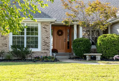 16902 Westridge Oaks Dr, Grover, MO 63040 photo 7