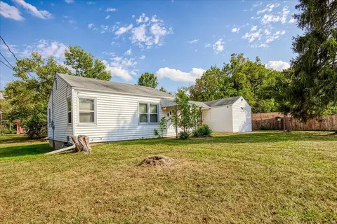 5340 Milburn Rd, Saint Louis, MO 63129