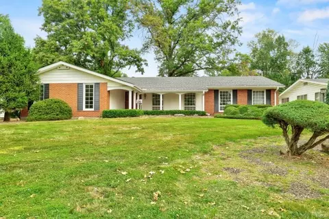 3615 Estates Dr, Florissant, MO 63033