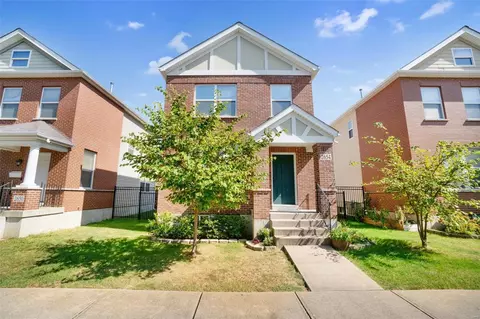 2654 Michigan Ave, Saint Louis, MO 63118