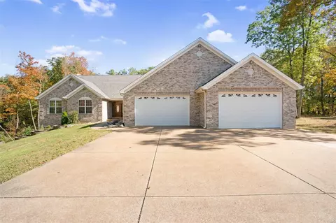 1580 Madre Dr, Foristell, MO 63348