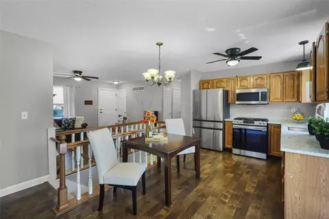 9 Eagles Glen Ct, Saint Peters, MO 63376 photo 9