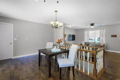 9 Eagles Glen Ct, Saint Peters, MO 63376 photo 7