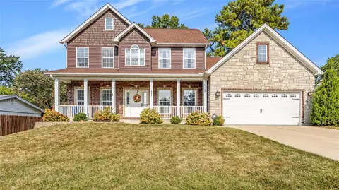 4867 Towne South Rd, Saint Louis, MO 63128