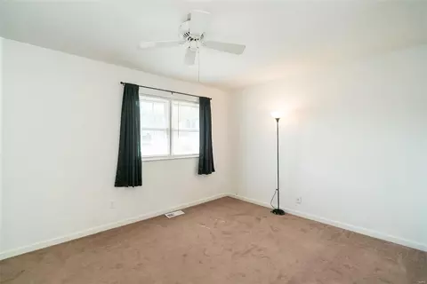 821 Portsdown Rd, Ballwin, MO 63011 photo 34