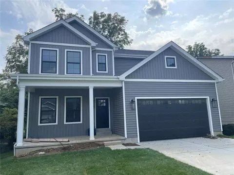 230 E Clinton Pl, Saint Louis, MO 63122