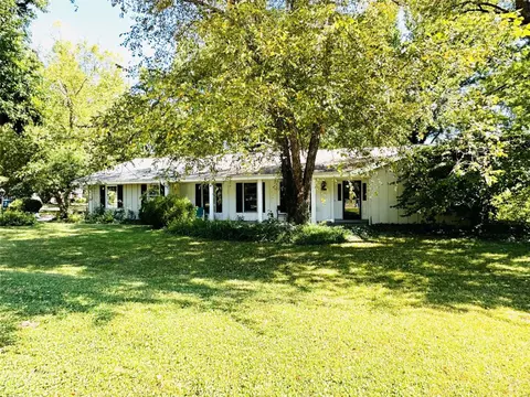 149 River Bend Dr, Chesterfield, MO 63017