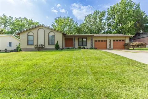 509 Imperial Ct, O'fallon, MO 63366