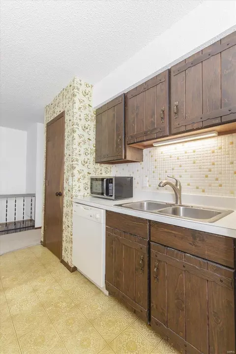 509 Imperial Ct, O'fallon, MO 63366 photo 8