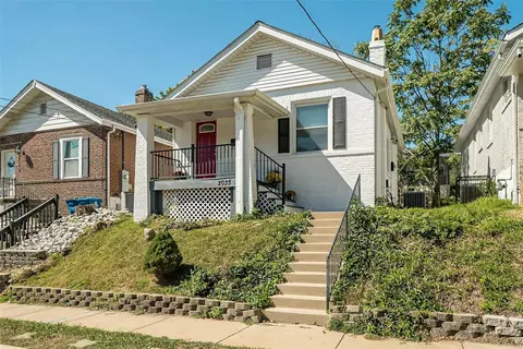 2035 Yale Ave, Saint Louis, MO 63143