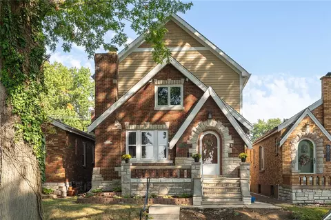 5715 Walsh St, Saint Louis, MO 63109