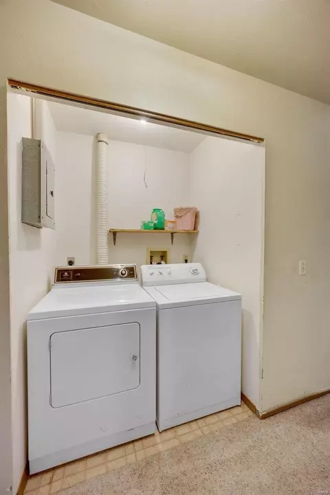565 Knob Hill Dr, O'fallon, MO 63366 photo 18
