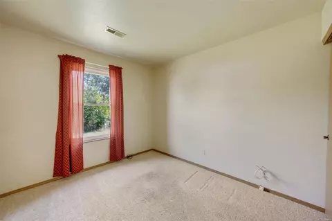 565 Knob Hill Dr, O'fallon, MO 63366 photo 14