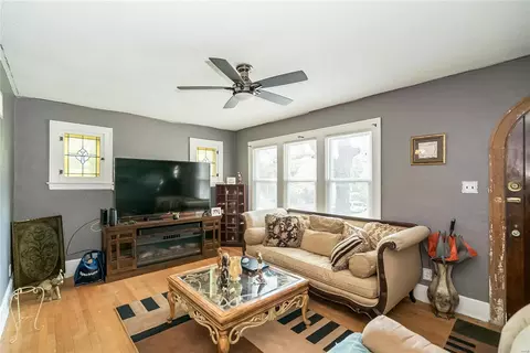 715 Wesley Ave, Saint Louis, MO 63135 photo 3