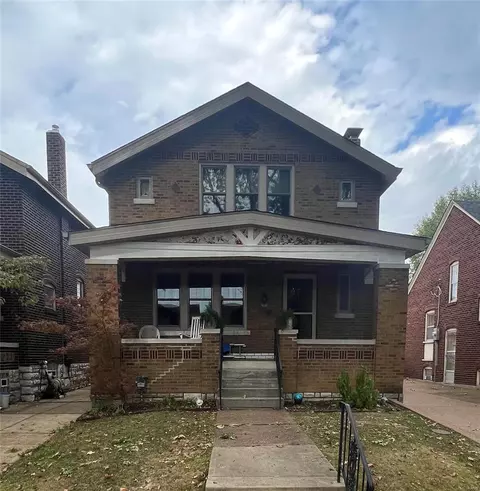 3947 Bowen St, Saint Louis, MO 63116
