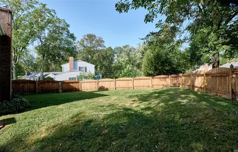 309 Bristol Ct, Ballwin, MO 63011 photo 39