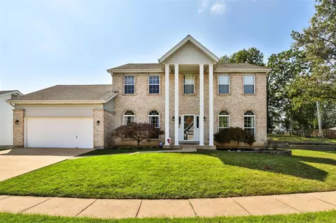 4624 Ambsdale Ct, Saint Louis, MO 63128