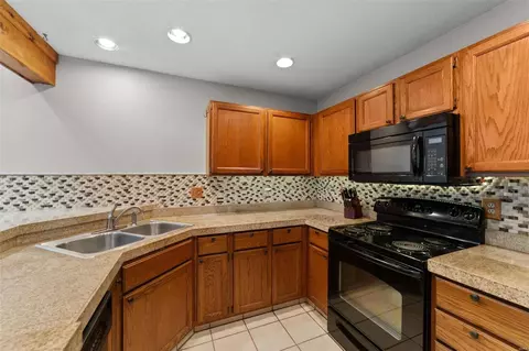 403 Kipling Way #D, Weldon Spring, MO 63304 photo 13