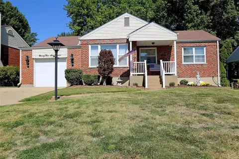 9467 Arban Dr, Crestwood, MO 63126