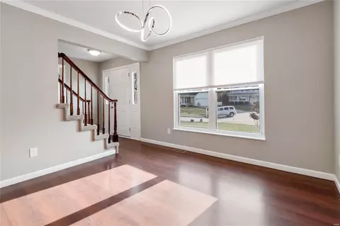 293 Grand Dr, O'fallon, MO 63366 photo 2
