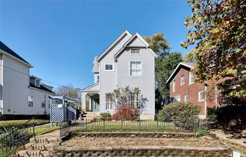 1907 Mccausland Ave, Saint Louis, MO 63117